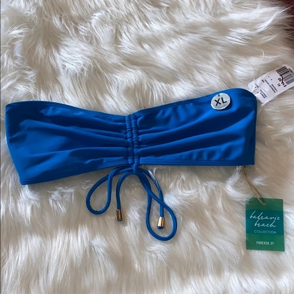 NWT Bikini Top - Picture 1 of 5